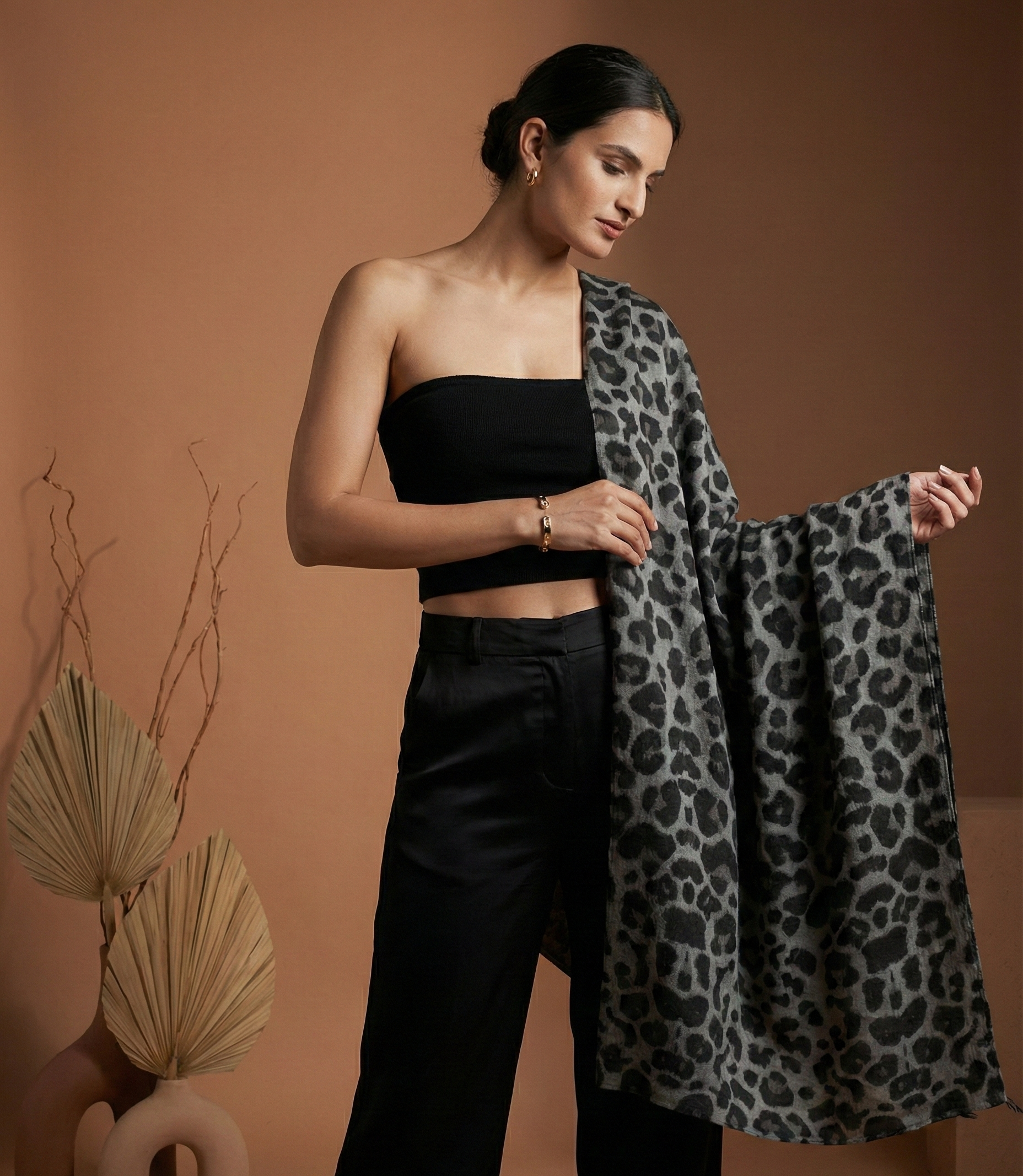 Wrap the Panther - Stole / Scarf